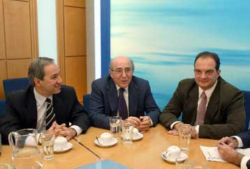 «Κόλαφος» για την κυβερνητική πολιτική η έκθεση του ΔΝΤ, υπογραμμίζει η ΝΔ