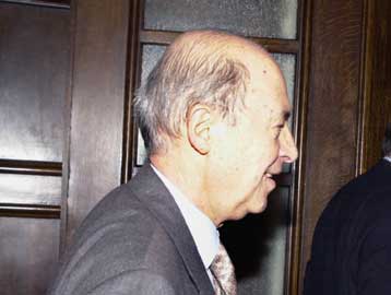 Έκθετη στην κατακραυγή των λαών η ΕΕ, εάν δεν συζητά για το Ιράκ, δηλώνει ο Κ.Σημίτης