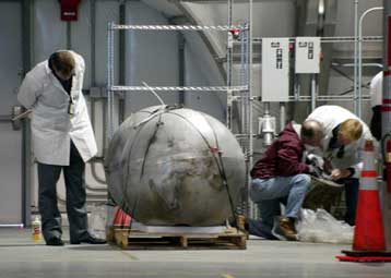 Από διάτρηση προκλήθηκε  η υπέρθερμανση στο αριστερό φτερό του Columbia εκτιμά η NASA