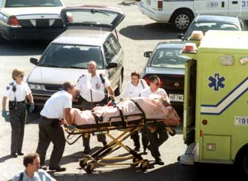 Τουλάχιστον 21 άτομα σκοτώθηκαν σε νυχτερινό κέντρο του Σικάγο