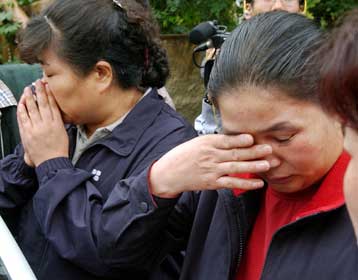Τουλάχιστον δέκα νεκροί στη Νότιο Κορέα από πυρκαγιά σε βαγόνι του μετρό