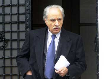 Την ικανοποίηση της κυβέρνησης για την απόφαση των «15» εξέφρασε ο Τ.Χυτήρης