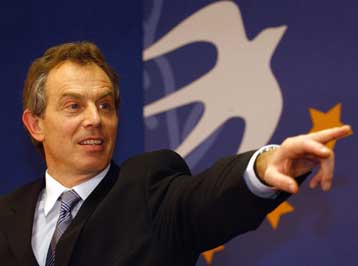 Οικονομικές μεταρρυθμίσεις στους κόλπους της ΕΕ ζητά ο Μπλερ