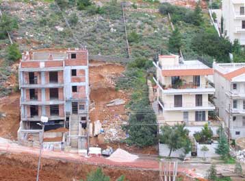 Σε 33.000 τα εντός σχεδίου ακίνητα που διεκδικεί το Δημόσιο – Λύση δίνει το ΥΠΕΧΩΔΕ