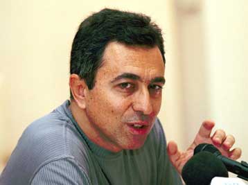 Η «Αρκούδα» και το «Μέντιουμ» σε κοινή παράσταση από την Εθνική Λυρική Σκηνή