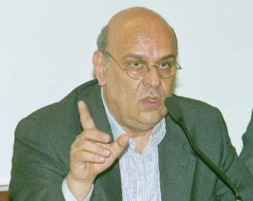 Από 11 έδρες για ΠΑΣΟΚ και ΝΔ στις εκλογές της Ένωσης Δήμων και Κοινοτήτων Αττικής