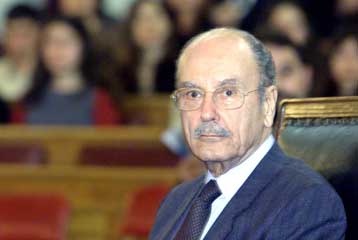 «Όχι» στον πόλεμο στο Ιράκ λέει από τα Ιωάννινα ο Κ.Στεφανόπουλος