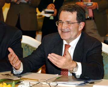 Δεν θα καθυστερήσει η ενσωμάτωση των κρατών της ΝΑ Ευρώπης, διαβεβαίωσε ο Πρόντι