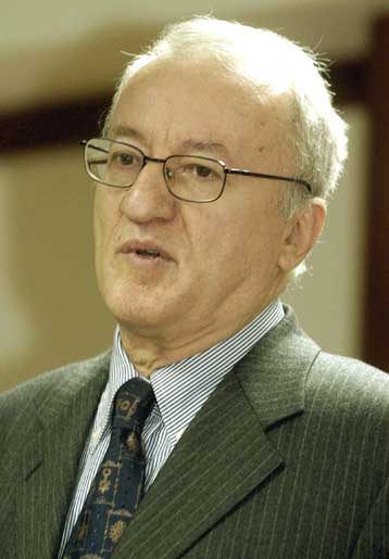 Έξι εφέτες και δύο εισαγγελείς δικάζουν την 17Ν