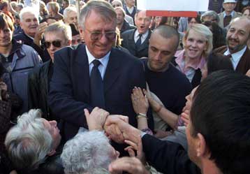 Στη Χάγη μεταφέρθηκε ο Σέρβος εθνικιστής Βόισλαβ Σέσελι