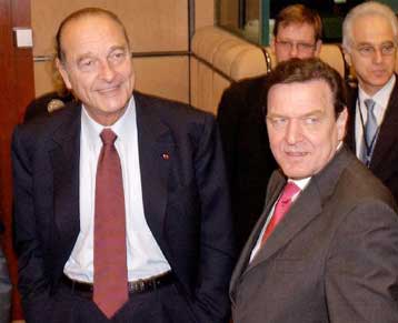 Το Ιράκ δεν αφοπλίστηκε, σύμφωνα με ΗΠΑ και Βρετανία – Γαλλογερμανική «αντεπίθεση»