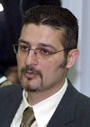 Παραδόθηκε αυτοβούλως, ο «Μάρκος», έχοντας αποκηρύξει την ένοπλη βία