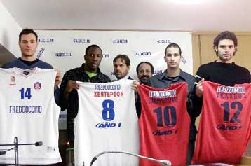 Η ομάδα μπάσκετ του Πανιωνίου παρουσίασε το νέο της χορηγό