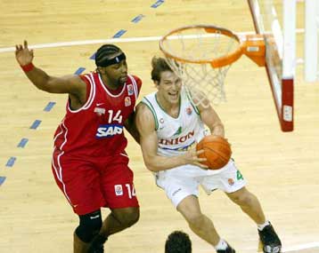 Εκπληκτική νίκη του Ολυμπιακού στη Σλοβενία, 74-72 την Ολίμπια