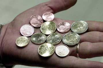 Με το χαμηλότερο ρυθμό από το 1993 επεκτάθηκε η ιταλική οικονομία το 2002