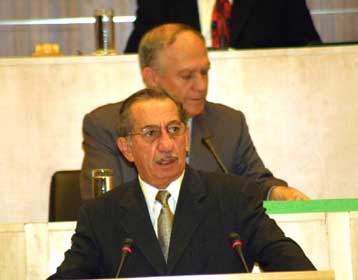 Ορκίστηκε και ανέλαβε τα νέα του καθήκοντα ο Τάσσος Παπαδόπουλος