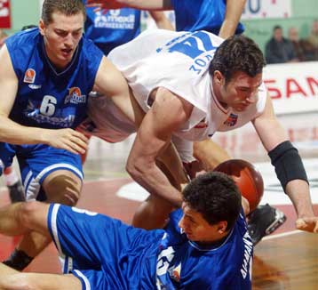 Νίκη-«ανάσα» για Ολύμπια και Πανιώνιο, σταμάτησε το Περιστέρι ο Αρης, άνετα ο ΠΑΟ