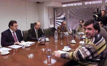 Στις 18 Μαρτίου επιστρέφουν στις διαπραγματεύσεις ΑΔΕΔΥ και υπουργείο Οικονομικών