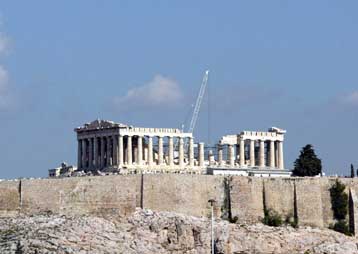 Λύση για τη δυνατότητα πρόσβασης ατομών με αναπηρίες στην Ακρόπολη αναζητούν ειδικοί