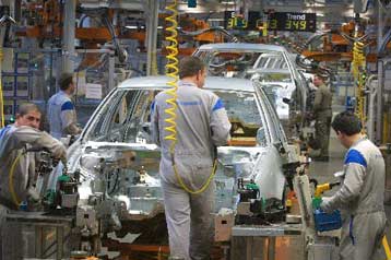 Απρόσμενη επέκταση σημείωσε η μεταποίηση στην ευρωζώνη το Φεβρουάριο