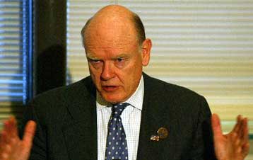 Πάνω από το 1,1 δολάριο το ευρώ μετά τις δηλώσεις του υπουργού Οικονομικών των ΗΠΑ