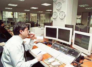 Φθηνό χρήμα στις επιχειρήσεις με τα εταιρικά ομόλογα