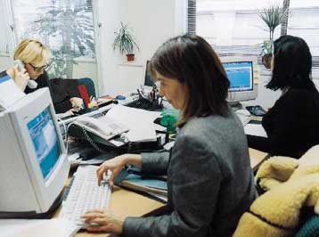 Σε ιδιωτικούς ελεγκτικούς οίκους οι οικονομικοί έλεγχοι των ΔΕΚΟ