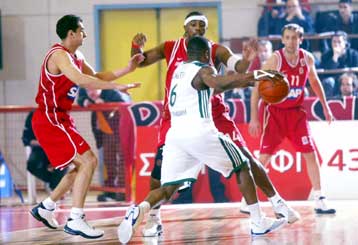 Δύο στα δύο για τον Ολυμπιακό, 69-59 την Βιλερμπάν