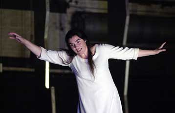 Η «Αντιγόνη» του Σοφοκλή από το Εθνικό Θέατρο σε Κίνα, Ιαπωνία και Αυστραλία