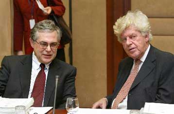 Σε μείωση των επιτοκίων κατά 0,25% προχώρησε η Ευρωπαϊκή Κεντρική Τράπεζα