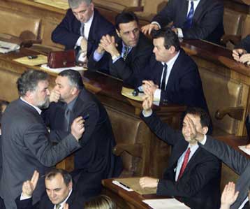 Την Παρασκευή εκλέγεται πιθανότατα ο πρώτος πρόεδρος της «Σερβίας-Μαυροβουνίου»