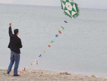 Από το μεσημέρι της Παρασκευής τα μέτρα της Τροχαίας για την έξοδο του τριημέρου