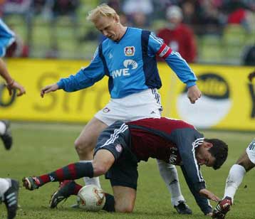 Νίκη-τίτλος για τη Μπάγερν Μονάχου με στραβοπάτημα της Ντόρτμουντ