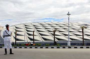 Η Βιβλιοθήκη της Αλεξάνδρειας γίνεται παγκόσμια μέσω Διαδικτύου