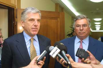 Λήψη μέτρων για να εμποδιστεί εισροή λαθρομεταναστών λόγω Ιράκ ζήτησε ο Μ.Έβερτ