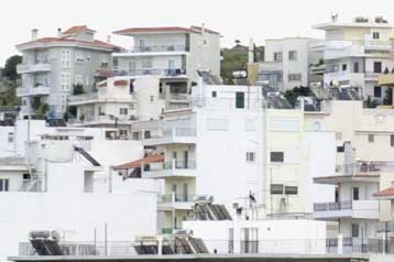 Με κατάσχεση απειλούνται χιλιάδες ιδιοκτήτες κατοικιών και αυτοκινήτων