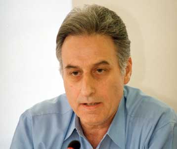 Η ΓΣΕΒΕΕ κλείνει τα καταστήματα στις 21/3 καταγγέλλοντας «φοροεπίθεση»