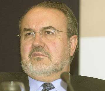 Η ύφεση είναι το «χειρότερο σενάριο» για την Ευρώπη, δηλώνει ο Πέδρο Σόλμπες