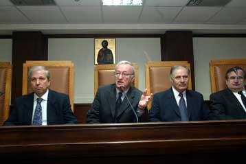 Απέρριψε τις αιτιάσεις περί πολιτικών εγκλημάτων της 17Ν το Τριμελές Εφετείο