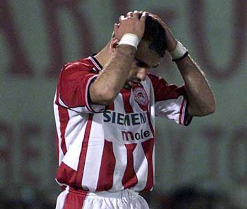 Και ο Χούτος «θύμα» τραυματισμού για τον Ολυμπιακό