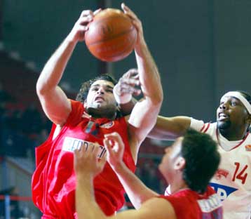 Επέστρεψε δριμύτερος ο Ολυμπιακός, άνετα η ΑΕΚ, νίκες για Μαρούσι, Ολύμπια, Περιστέρι