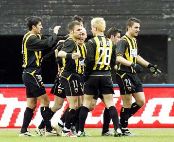 Εξάρα από ΑΕΚ, τριάρες από ΠΑΟΚ και Ηρακλή, βαθμός για τον ΟΦΗ στο Χαριλάου