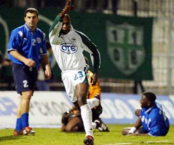 Όλα τα ίδια μένουν… στην κορυφή της Α εθνικής με νίκες για ΠΑΟ και Ολυμπιακό