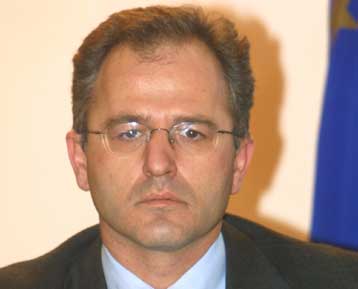 Ικανοποίηση ελληνικής προεδρίας από τη δήλωση Μπους για τη Μ.Ανατολή