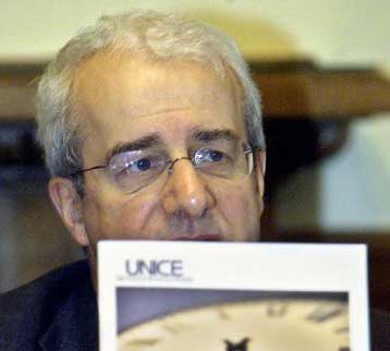 Επιβράδυνση της οικονομικής ανάπτυξης προβλέπουν οι Ευρωπαίοι επιχειρηματίες