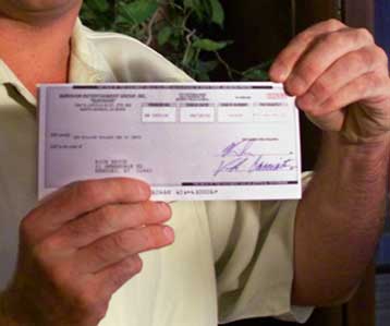 Μειώθηκαν το Φεβρουάριο οι ακάλυπτες επιταγές και οι απλήρωτες συναλλαγματικές