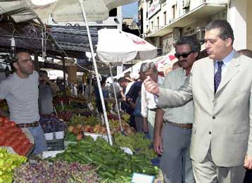 Έμποροι και εισαγωγείς ευθύνονται για τις τιμές των οπωροκηπευτικών, κατά το ΥΠΑΝ