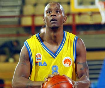 Και ο Λάρι Στιούαρτ του Περιστερίου ντοπέ