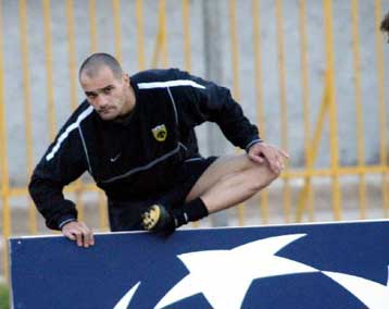 Επιτέλους ετοιμοπόλεμος για την ΑΕΚ ο Καψής