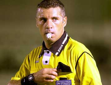 Ο Τσικίνης στο ντέρμπι των «δικεφάλων» στη Τούμπα